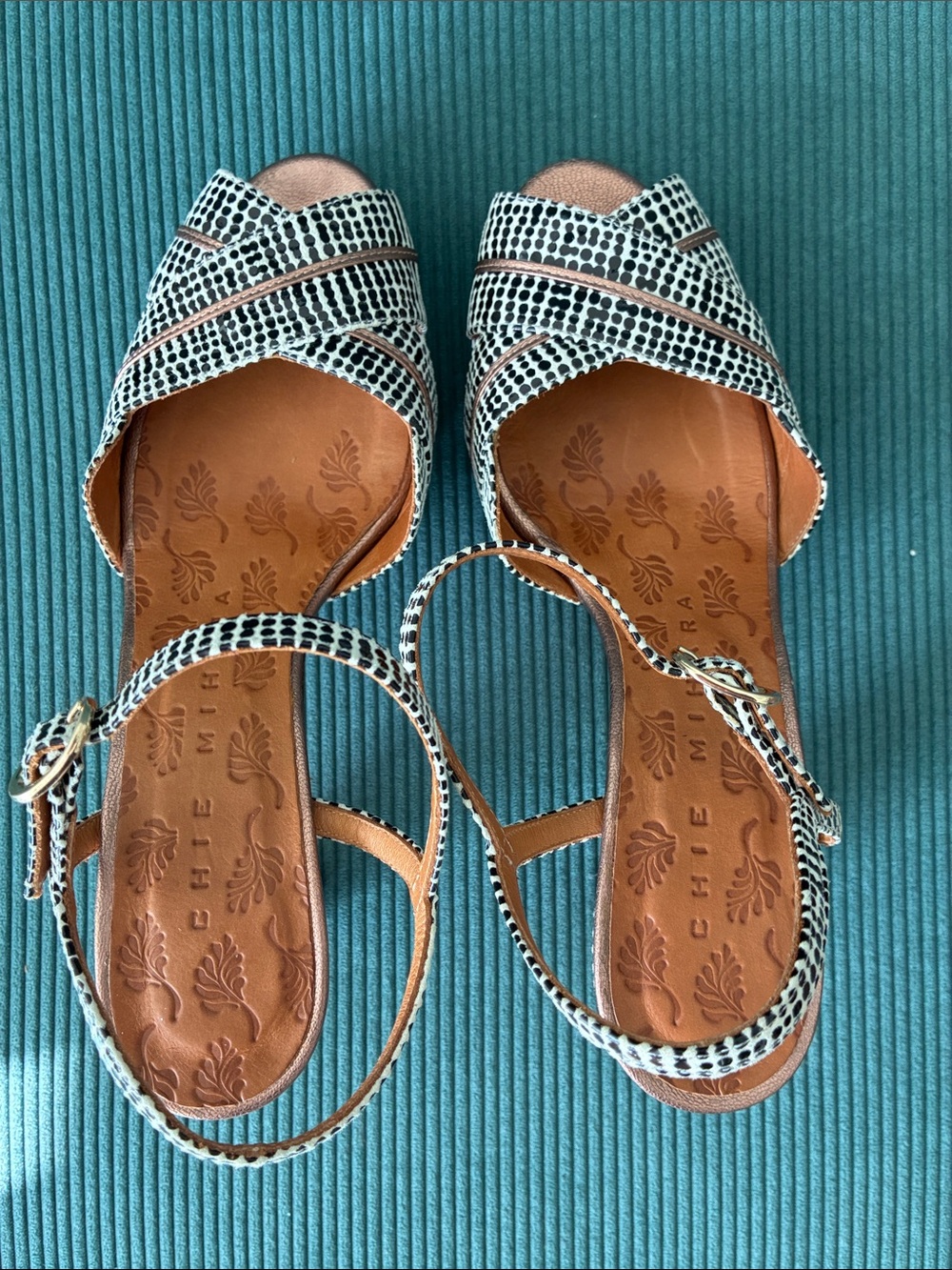 Chie Mihara sandals